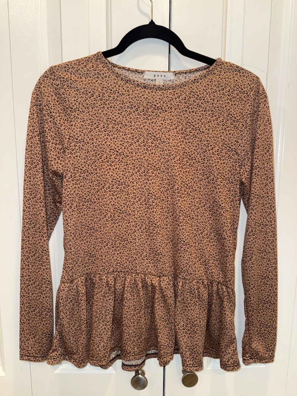 gaze Leopard Print Crewneck Top in Tan and Black